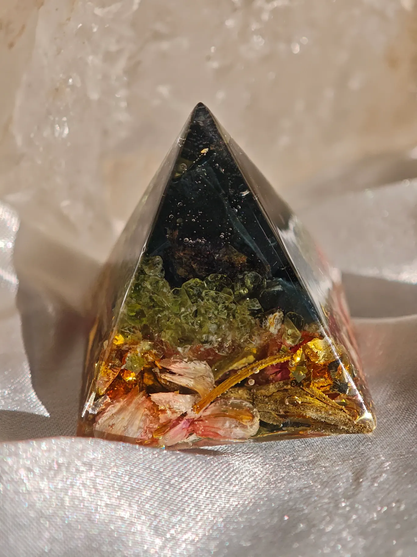 Pyramida kolekce Moon (4cm) 4